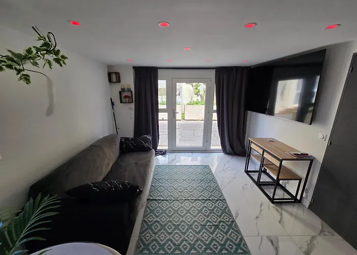 1 Апартаменти *